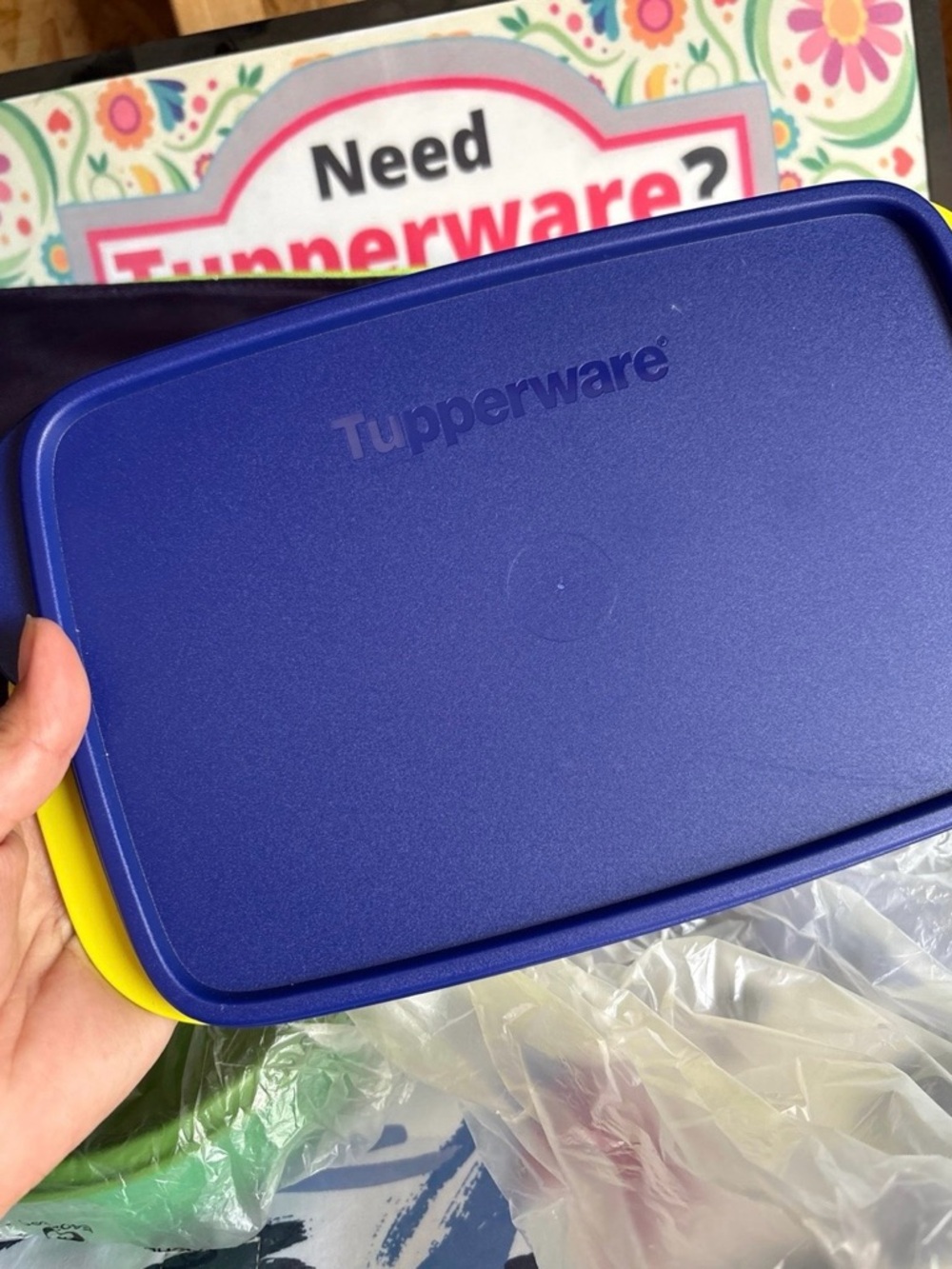 Tupperware Lunch Set - Picture 6 of 8
